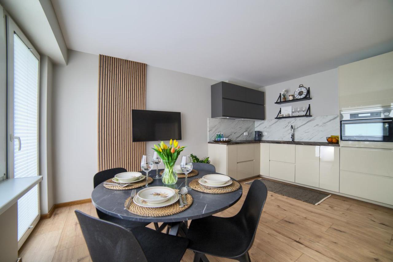Ferienwohnung Nowotarzanka Neumarkt Exterior foto