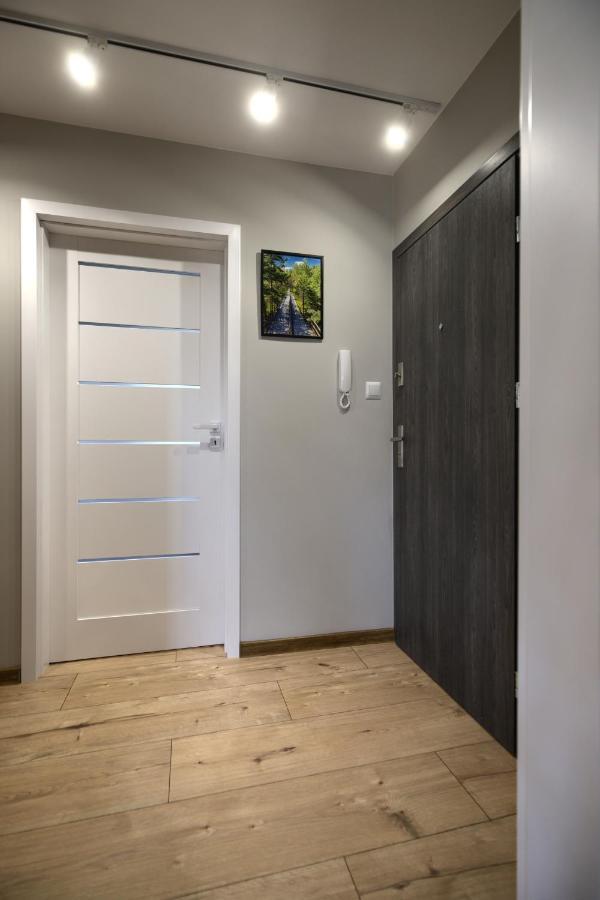 Ferienwohnung Nowotarzanka Neumarkt Exterior foto